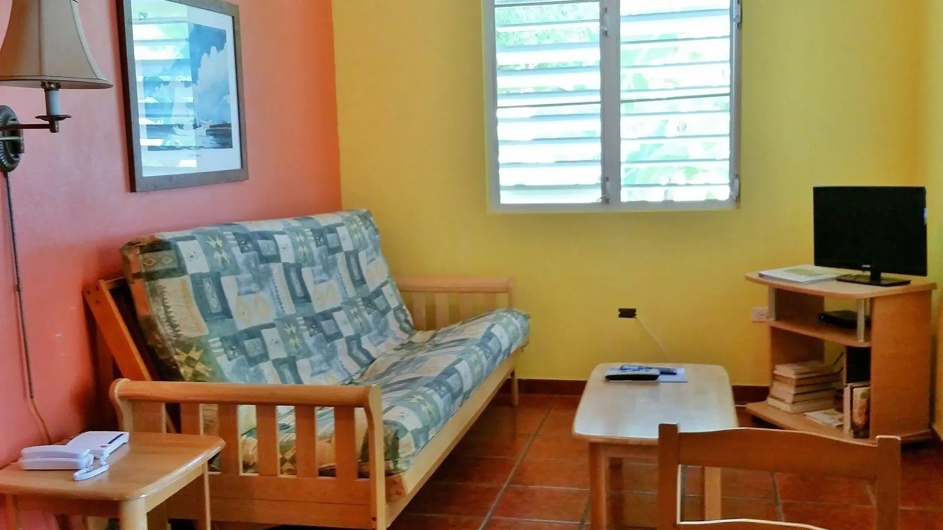 Ababor Suites Guesthouse Вьекес 3*,